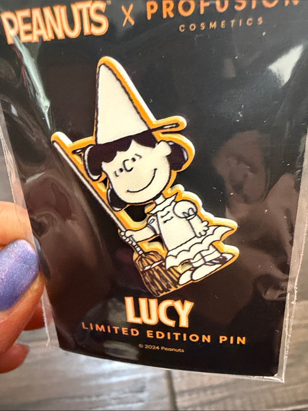 Peanuts Halloween Lucy witch Limited Edition Enamel Pin